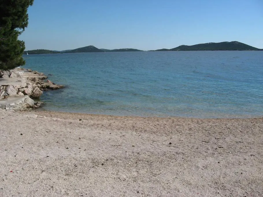 La Mer Drage 0*,  Croatia