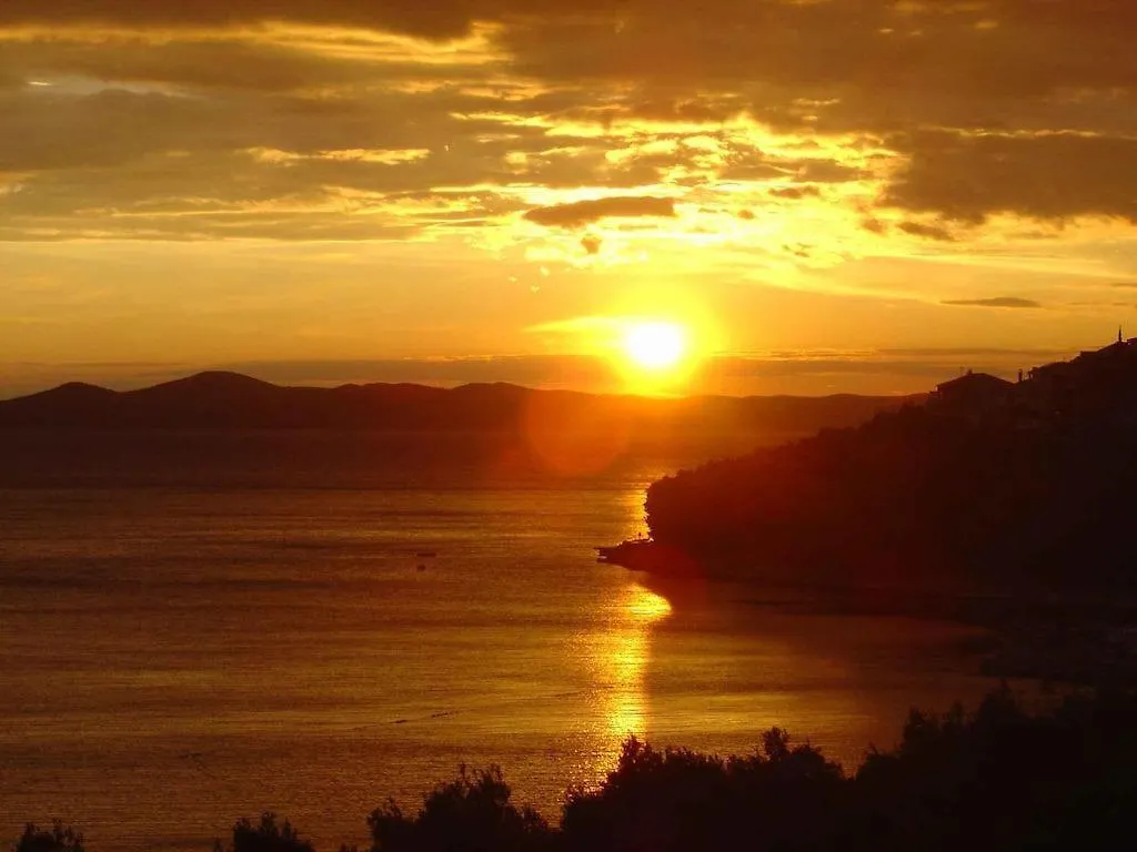 La Mer Drage 0*,  Croatia